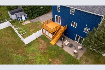 18 Leathers Lane, Dover, NH 03820 - Photo 2