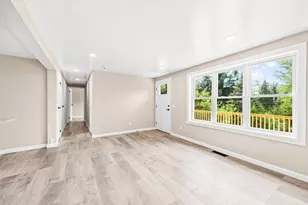 17 Fairway Dr, New Hampton, NH 03256 - Photo 8