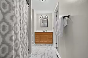 24 Stonegate Ln, Derry, NH 03038 - Photo 24