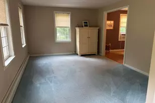 5 McEnroe Dr, Londonderry, NH 03053 - Photo 8