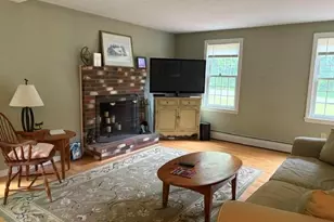 5 McEnroe Dr, Londonderry, NH 03053 - Photo 10