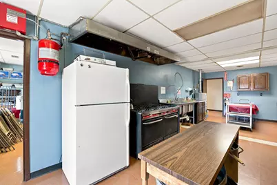 16 Chestnut Street, Tilton, NH 03276 - Photo 50