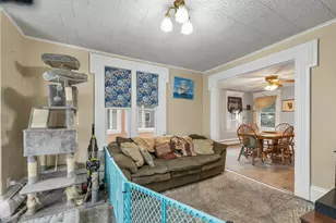 36 Central St, Farmington, NH 03835 - Photo 22