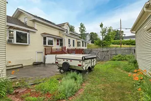 36 Central St, Farmington, NH 03835 - Photo 6