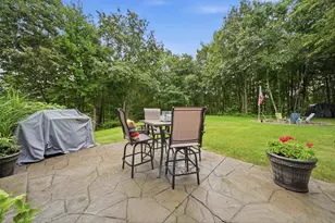 17 Laurel Rd, Hooksett, NH 03106 - Photo 44