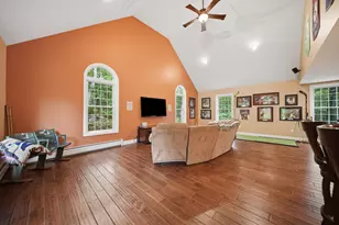 17 Laurel Rd, Hooksett, NH 03106 - Photo 24