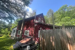 14 Railroad St, Milan, NH 03588 - Photo 4