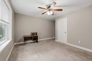 31 Castle Ct, Kingston, NH 03848 - Photo 12