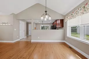 31 Castle Ct, Kingston, NH 03848 - Photo 22