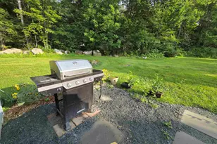 531 Goose Pond Rd, Canaan, NH 03741 - Photo 6
