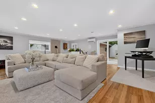 11 Tanglewood Dr, Dover, NH 03820 - Photo 2