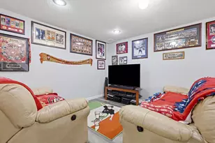 29 Chasebrook Cir, Litchfield, NH 03052 - Photo 22