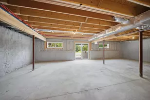 6 Eastview Dr, Derry, NH 03038 - Photo 52