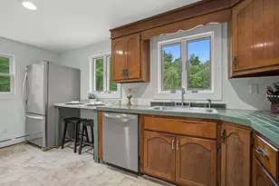 10 Academy Ave, Atkinson, NH 03811 - Photo 6