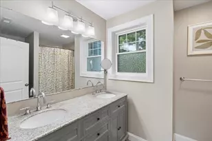 25 2nd St, Hudson, NH 03051 - Photo 42
