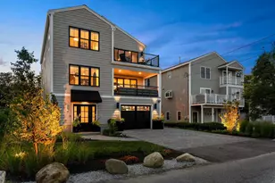 82 Kings Hwy, Hampton, NH 03842 - Photo 2