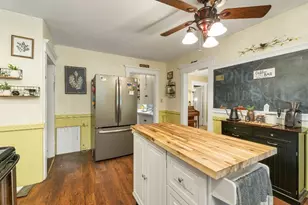 19 Stevens Ave, Meredith, NH 03253 - Photo 12