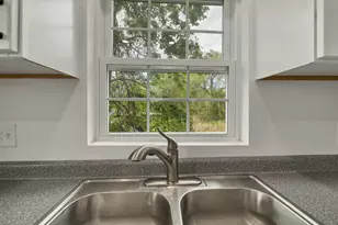 20 Wallace Ct, Laconia, NH 03246 - Photo 6
