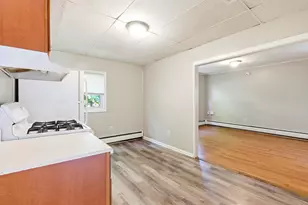 514 Hanover St, Manchester, NH 03104 - Photo 10