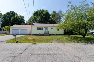 16 Tuck Rd, Hampton, NH 03842 - Photo 1