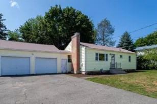 16 Tuck Rd, Hampton, NH 03842 - Photo 1