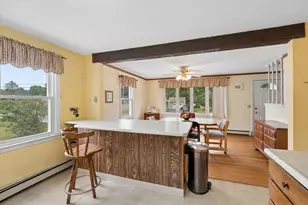 415 Greeley St, Manchester, NH 03102 - Photo 6