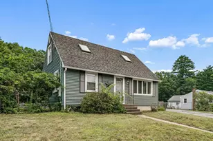415 Greeley St, Manchester, NH 03102 - Photo 2