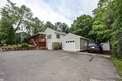 4 Caron Street, Merrimack, NH 03054 - Photo 2
