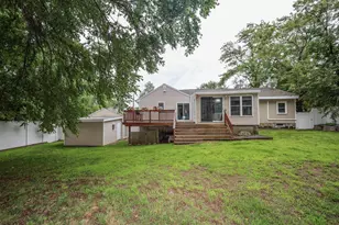 4 Caron St, Merrimack, NH 03054 - Photo 8