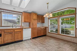 17 Heritage Way, Manchester, NH 03104 - Photo 12