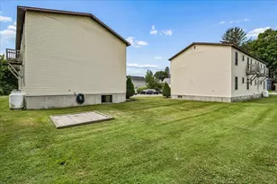 29 Central St, Hillsboro, NH 03244 - Photo 26