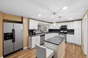 549 Lake Ave, Manchester, NH 03103 - Photo 12