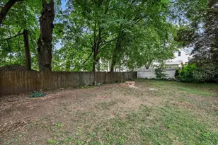 549 Lake Ave, Manchester, NH 03103 - Photo 42