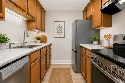 108 Eastern Avenue #201, Manchester, NH 03104 - Photo 14