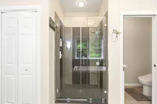 17 Hancock Dr, Bedford, NH 03110 - Photo 26