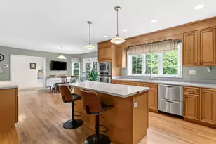 35 Mockingbird Hill Rd, Windham, NH 03087 - Photo 8