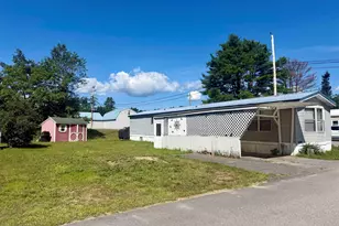 862 Mayhew Turnpike, Bridgewater, NH 03222 - Photo 2
