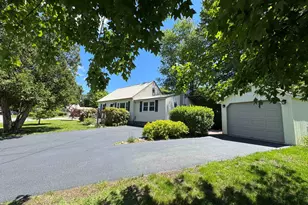 61 Dale Dr, Keene, NH 03431 - Photo 2