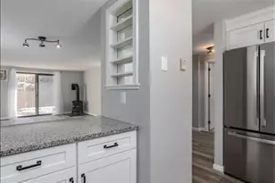 22 Essex Green Rd, Merrimack, NH 03054 - Photo 6