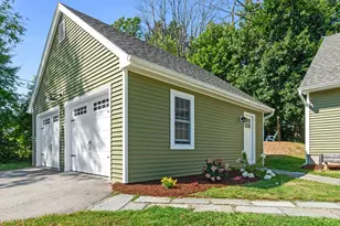 25 Old Lakeview Terrace, Wolfeboro, NH 03894 - Photo 6