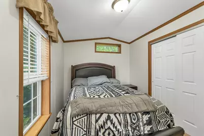 19 Brookwood Drive, Salem, NH 03079 - Photo 12