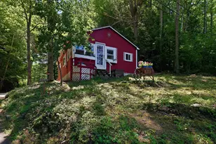 9 Berry Rd, Loudon, NH 03307 - Photo 2