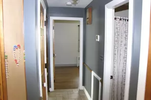 128 Holly Ave, Manchester, NH 03103 - Photo 14