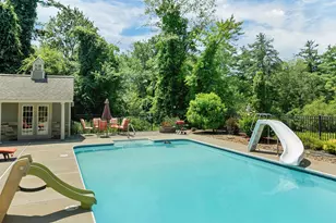 98 Robinson Rd, Hudson, NH 03051 - Photo 46