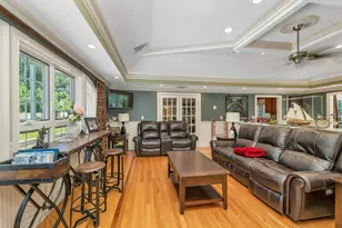 98 Robinson Rd, Hudson, NH 03051 - Photo 12