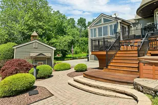98 Robinson Rd, Hudson, NH 03051 - Photo 48