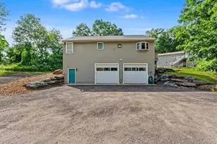 132 Barretts Hill Rd, Hudson, NH 03061 - Photo 6