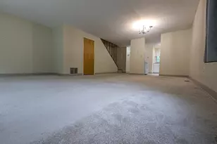50 Merrimack Dr, Merrimack, NH 03054 - Photo 10