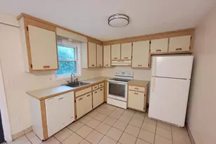 286 Winding Pond Rd, Londonderry, NH 03053 - Photo 6