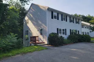 286 Winding Pond Rd, Londonderry, NH 03053 - Photo 2